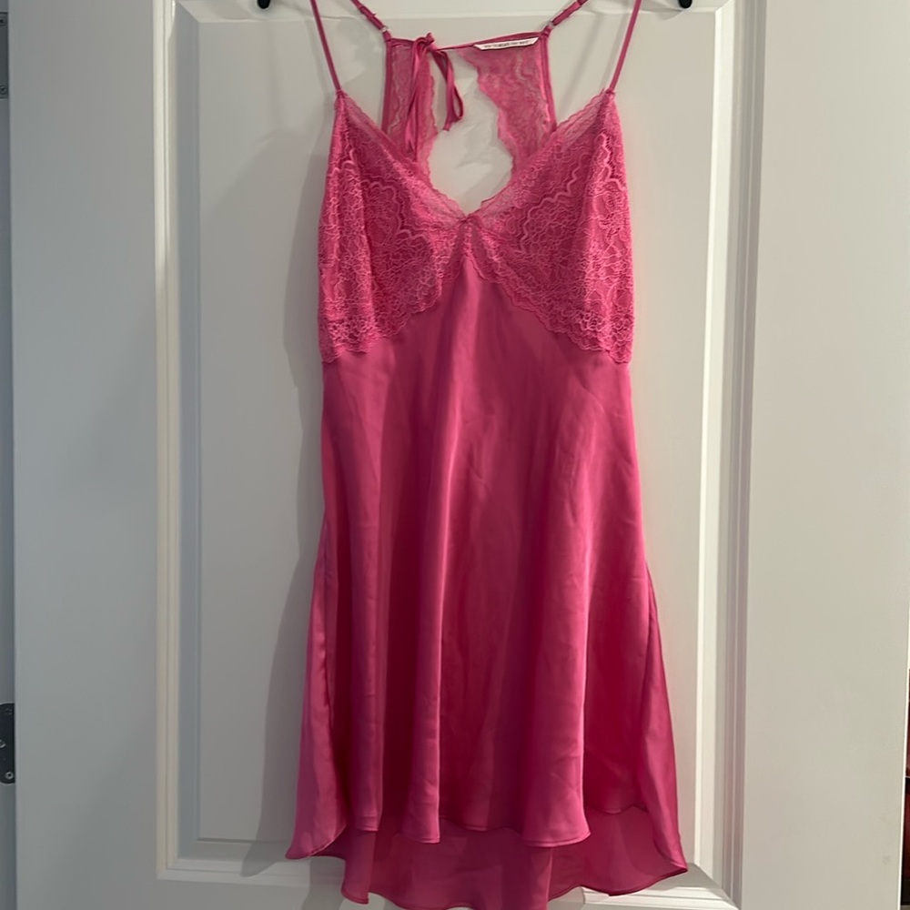 Victoria’s Secret babydoll pink size xl